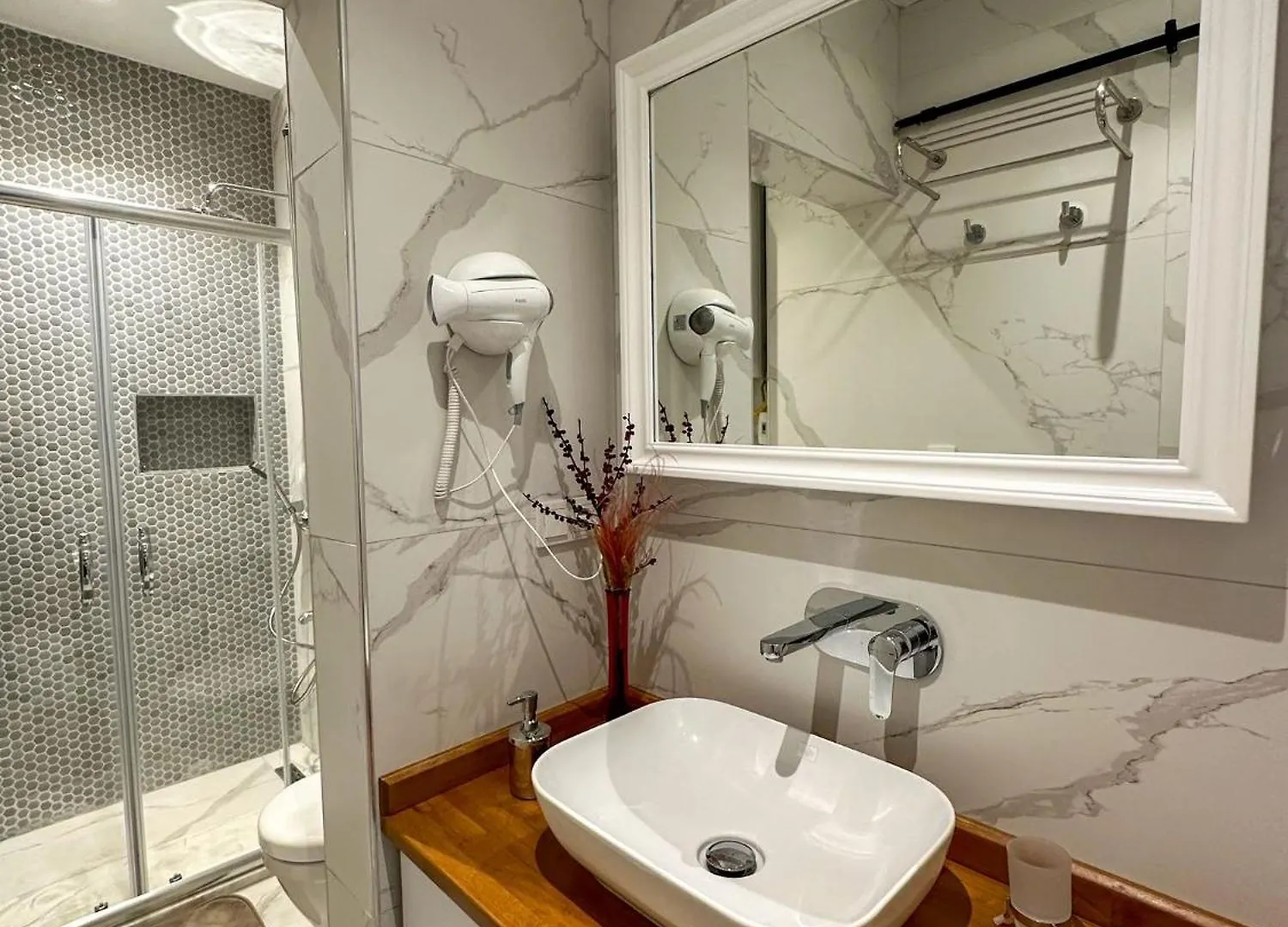 Sahin Pera Suit 1 Stylish 2Br 3Ac Apartment Near Istiklal Street Istanbul Turkey
